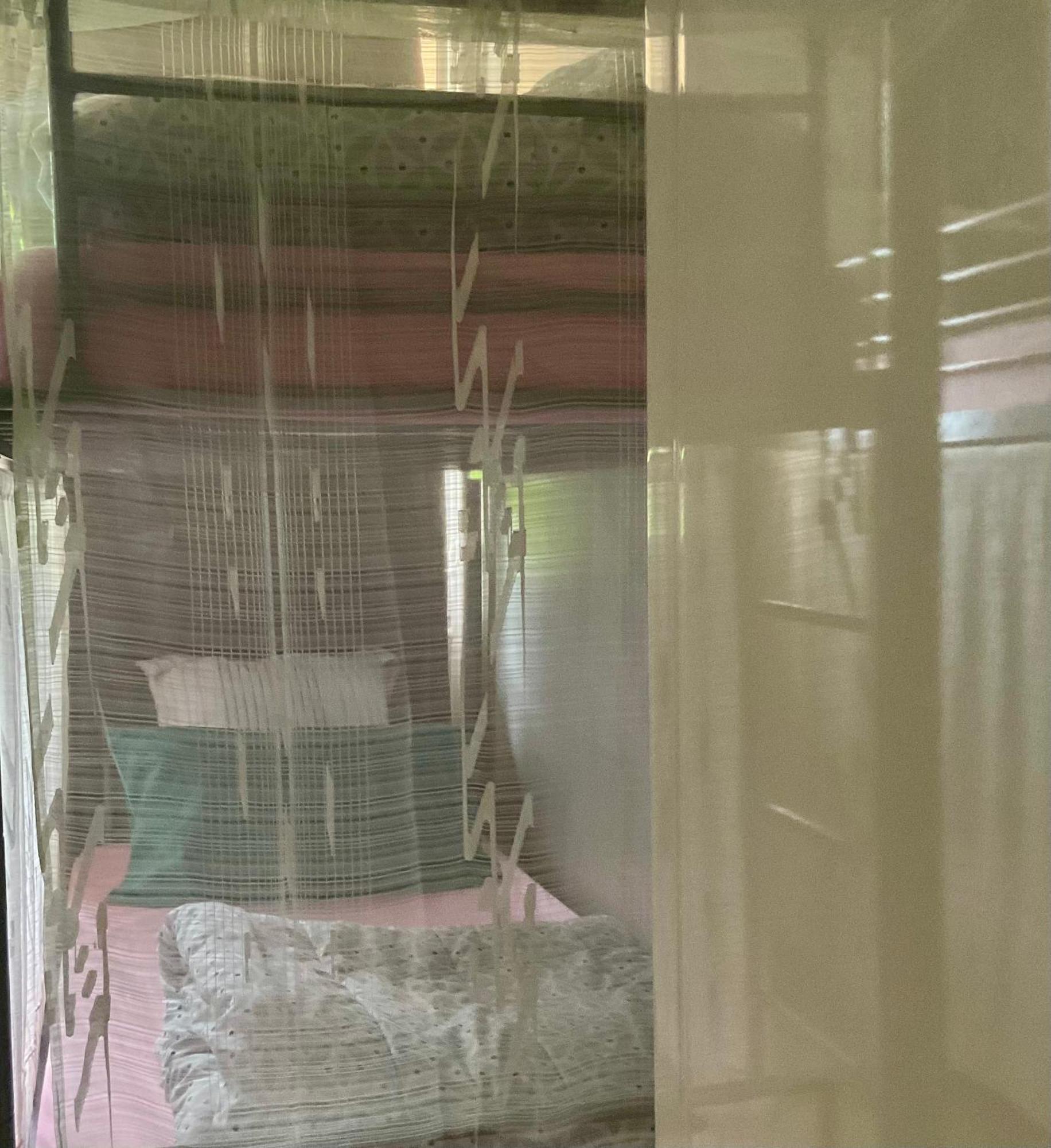 Female-Dortoir Femme -Dorm Shared Room Paris Bobigny Exterior foto